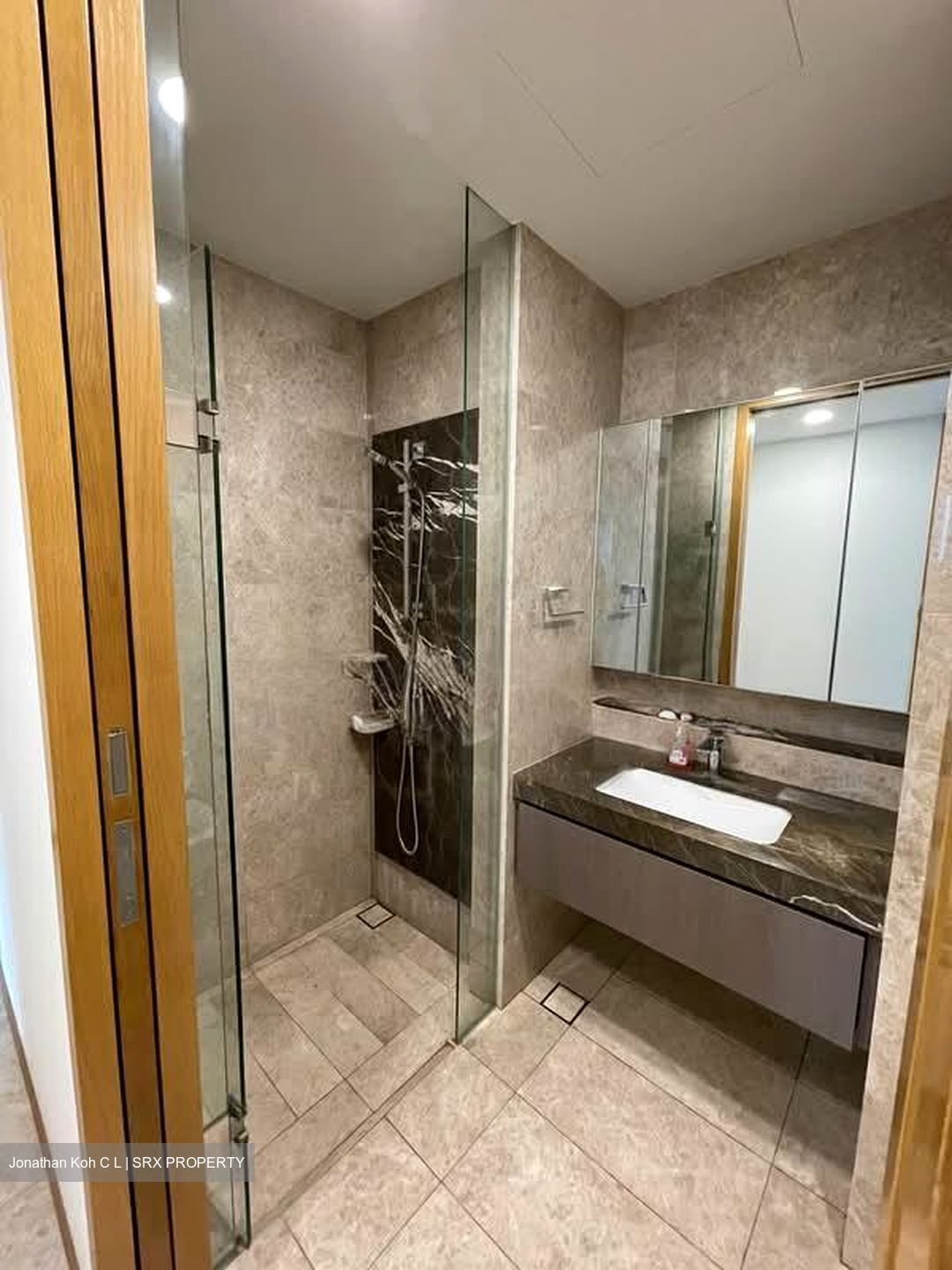 Marina One Residences (D1), Apartment #567659381